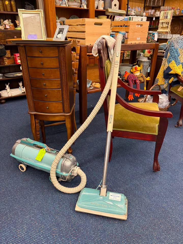 Cobb Antique Mall
